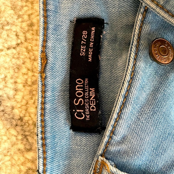 Jeans - Picture 3 of 3